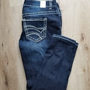 Maurices jeans